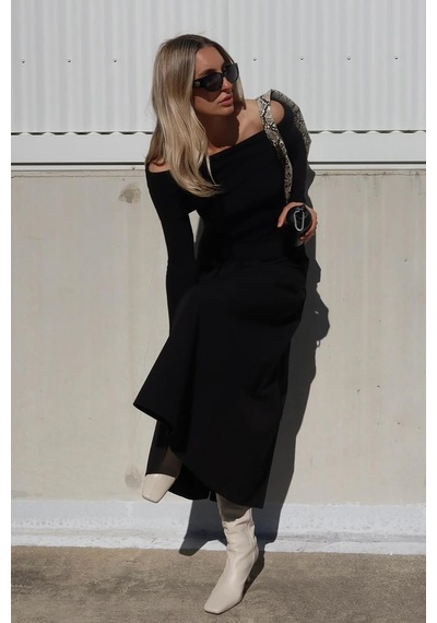Madmext Siyah Madonna Yaka Uzun Kollu Triko Kazak Mg2184 Siyah