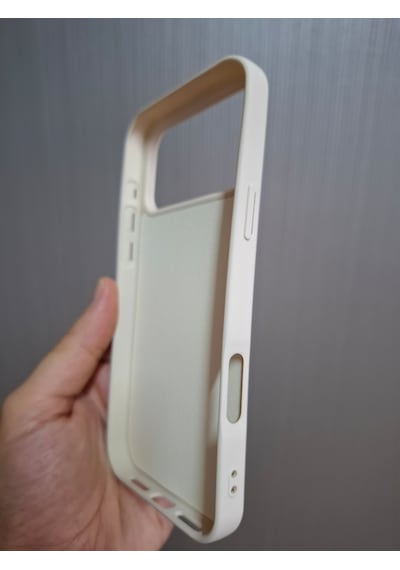 Apple Uyumlu iPhone 17 Pro Max Logolu İçi Kadife Silikon Lansman Kılıf Bej