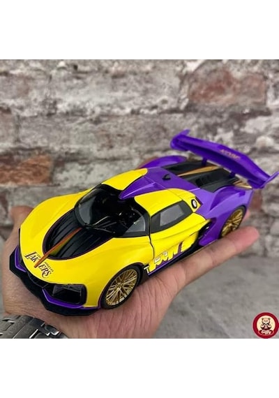Oyuncak 1:24 Ölçek Diecast Metal Laker.s Spor Araba Işıklı Sesli Buharlı Çek Bırak Model Araç Kapıları Açılır Mor