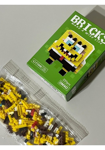 Mini Bricks Sünger Bob Figür Yapım Seti 237 Parça, Mikro Blok Oyuncak, Koleksiyonluk
