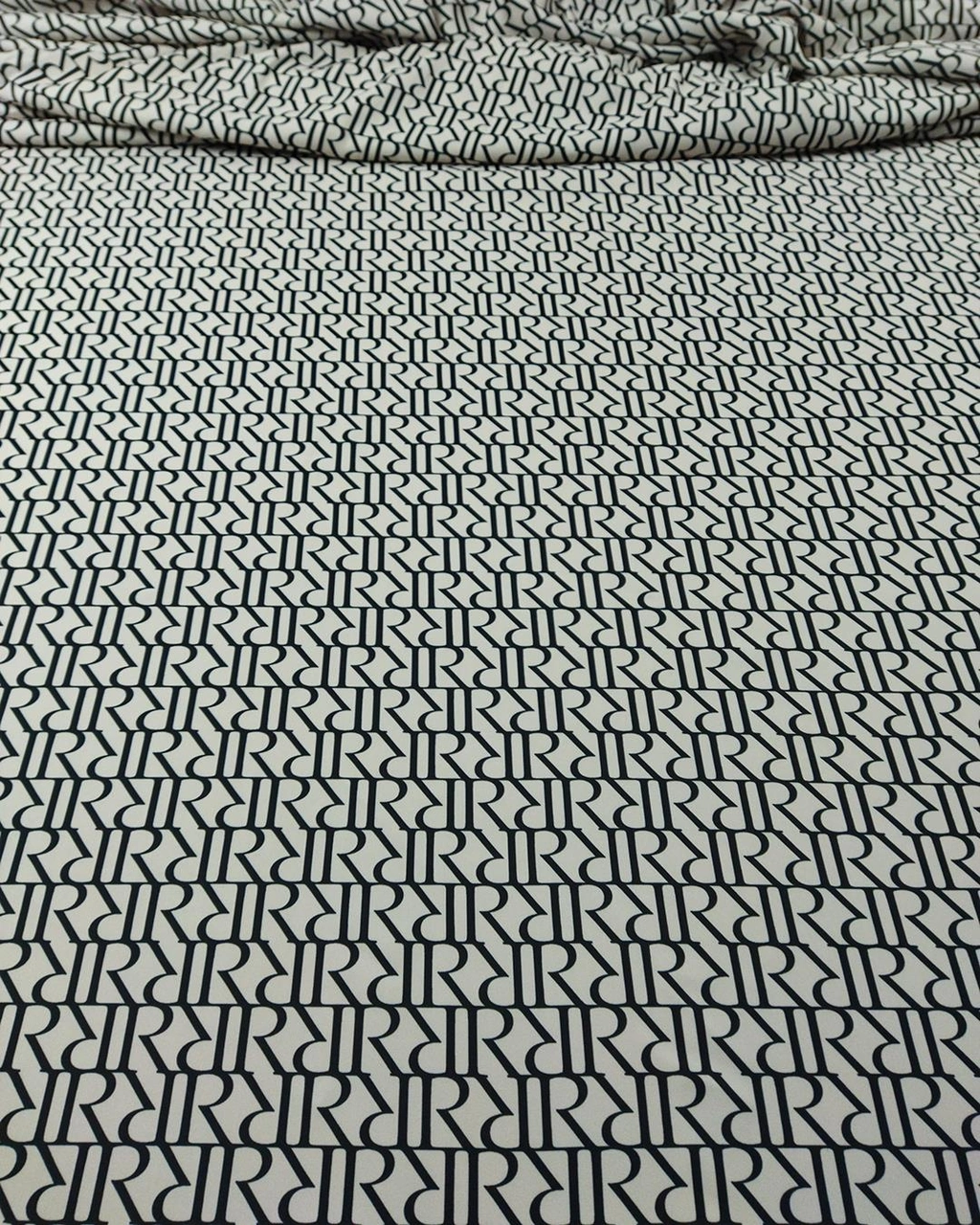 Krep Dökümlü En 150 Cm X Boy 245 Cm -2915