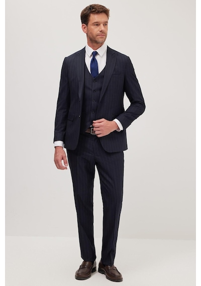 Tudors Erkek Slim Fit Lacivert Esnek Likralı Kumaş Sivri Yaka Yelekli Takım Elbise-41296 Lacivert Tudors Erkek Slim Fit Lacivert Esnek Likralı Kumaş Sivri Yaka Yelekli Takım Elbise-41296 Lacivert