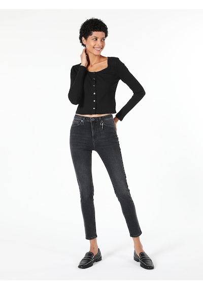 Colin's 759 Lara Super Dar Fit Normal Bel Dar Paçakadın Lacivert Jean Pantolon CL1060399_Q1.V1_DN42170