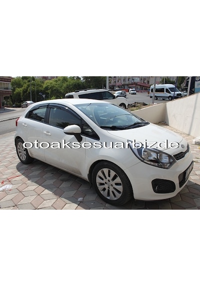 Kia Rio Mügen Cam Rüzgarlığı Hb 2012-2016 Arası 4 Lü Ithal Kia Rio Mügen Cam Rüzgarlığı Hb 2012-2016 Arası 4 Lü Ithal