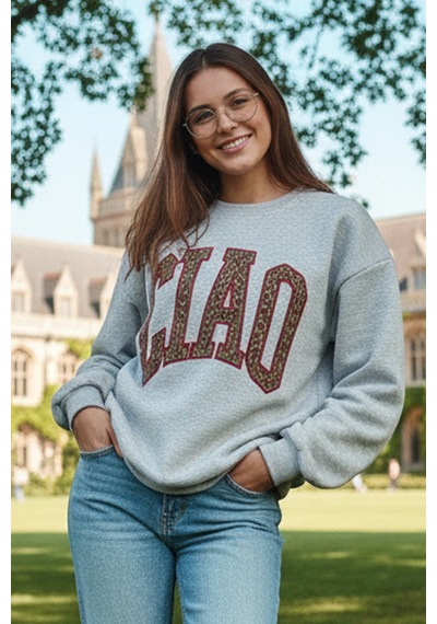 Fashion Friends Cıao Büyük Fontlu Leopar Desen Yazılı Salaş Bol Kadın Kışlık Ofis Kolej Sweat Gri Fashion Friends Cıao Büyük Fontlu Leopar Desen Yazılı Salaş Bol Kadın Kışlık Ofis Kolej Sweat Gri