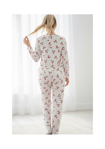 Siyah İnci Mevsimlik İnce Bisiklet Yaka Örme Pijama Takım 7979 Kiraz Desen Siyah İnci Mevsimlik İnce Bisiklet Yaka Örme Pijama Takım 7979 Kiraz Desen