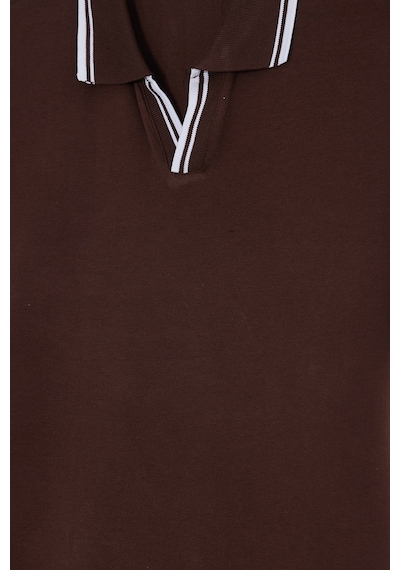 Tudors Erkek Slim Fit Dar Kesim %100 Pamuklu Çizgili Detaylı V Yaka Kahverengi Polo Yaka Tişört-51598 Tudors Erkek Slim Fit Dar Kesim %100 Pamuklu Çizgili Detaylı V Yaka Kahverengi Polo Yaka Tişört-51598