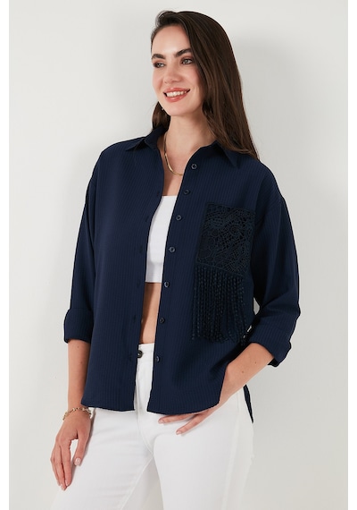 Lela Regular Fit Güpürlü Cep Detaylı Uzun Kollu Bayan Gömlek 6773215 Lacivert