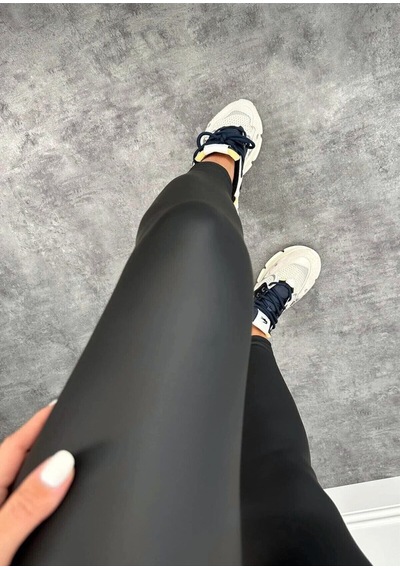 Butik Yüksek Bel Şardonlu Korseli Toparlayıcı Mat Deri Tayt Mat Siyah