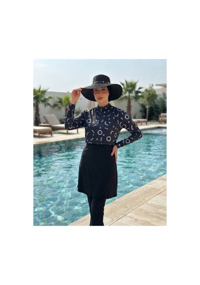 Maşuka Paraşüt Kumaş Crop Detaylı Desenli Şık Kadın Tesettür Mayo 3'lü Set Pantolon,üst,bone Siyah - Desenli Siyah - Desenli Maşuka Paraşüt Kumaş Crop Detaylı Desenli Şık Kadın Tesettür Mayo 3'lü Set Pantolon,üst,bone Siyah - Desenli Siyah - Desenli