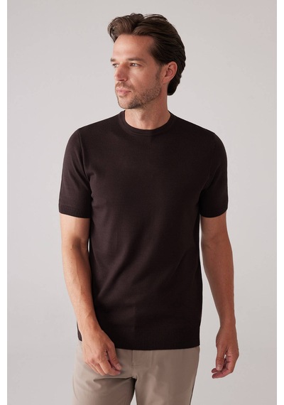 Erkek Kahverengi Slim Fit Bisiklet Yaka Yazlık Triko Tişört