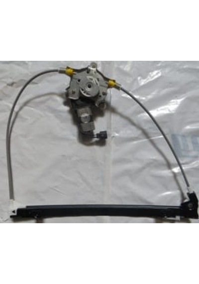 Renault Clıo 2 Sd 98/01 Ön Cam Krıkosu Sağ Elektrıklı/motorlu