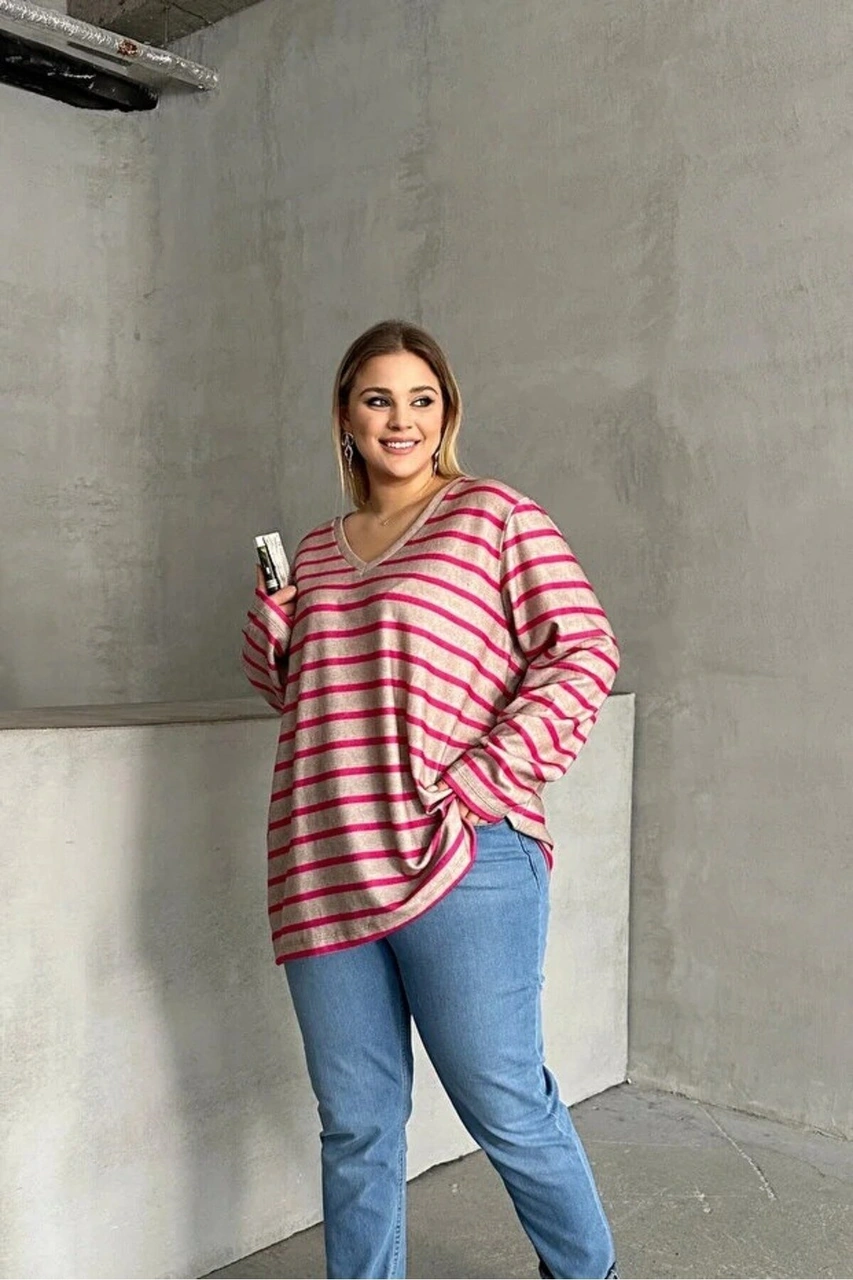 Mamayaga Kadın V Yaka Büyük Beden Oversize Kalıp Geniş Tunik Boy Yırtmaçlı Çizgili Uzun Kol Curve Yumoş Bluz Pembe