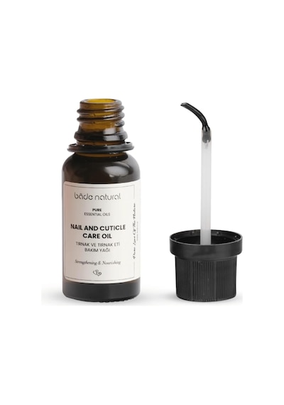 Bade Natural Besleyici Ve Güçlendirici Tırnak Ve Tırnak Eti Bakım Yağı 10 Ml