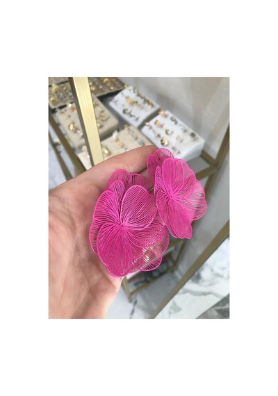 Metal Çizgili Çiçek Model Küpe Pembe