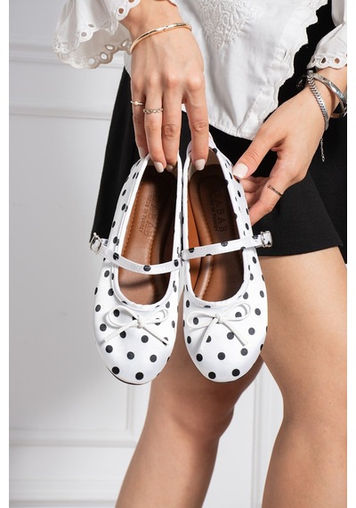 Dabab Shoes Penelop Kadın Beyaz Saten Puantiyeli Fiyonk Detaylı Ayarlanabilir Tokalı Ortopedik Taban Mary Jane Babet Ayakkabı