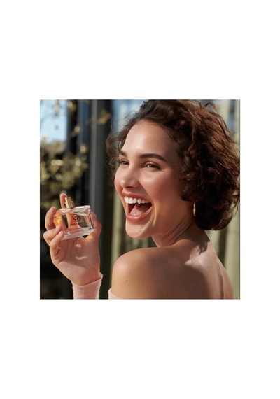 Giordani Gold Miss Giordani Eau De Parfum Çiçeksi