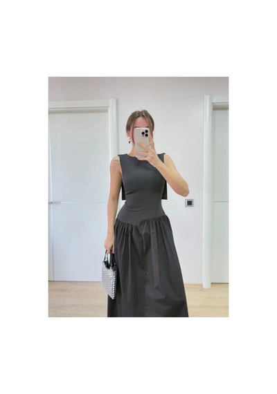 Butik İstanbul Arkası Kanatlı Uzun Elbise- Siyah