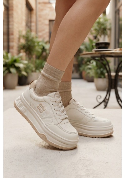 Bej Beyaz Yüksek Tabanlı Konforlu İthal Günlük Kadın Sneaker Spor Ayakkabı Bej - Beyaz Bej Beyaz Yüksek Tabanlı Konforlu İthal Günlük Kadın Sneaker Spor Ayakkabı Bej - Beyaz