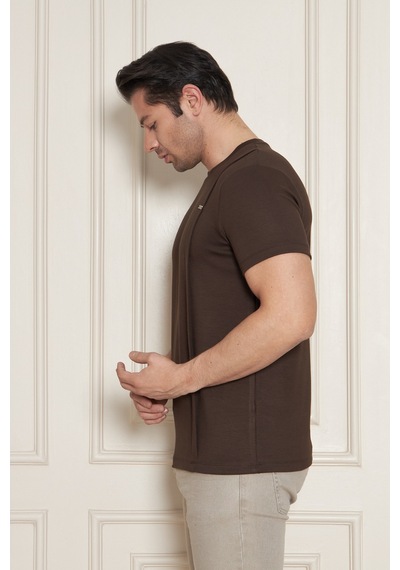 Erkek Jeuss Oysho Kumaş Sıfır Yaka Kahverengi Tshirt Erkek Jeuss Oysho Kumaş Sıfır Yaka Kahverengi Tshirt