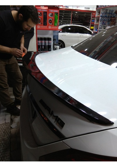 C180 W205 Kasa Piano Black Boyalı Abs Plastik Spoiler