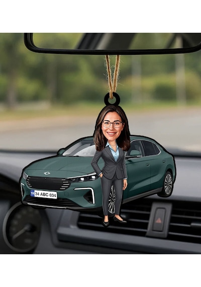 Bk Gift Kişiye Özel Kadın Urla Renk Togg Karikatürlü Ahşap Plakalı Araba Dikiz Ayna Süsü-2 , Arkadaşa Hediye, Sevgiliye Hediye, Araba Hediyesi Kobitme