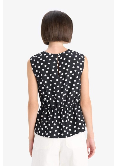Defacto Slim Fit Dar Kesim Bisiklet Yaka Puantiyeli Kolsuz Bluz F9383ax25smbk27 Siyah
