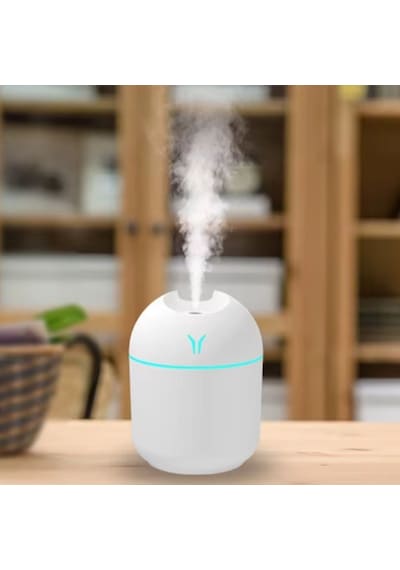 Işıklı Kuru Havayı Azaltan Ve Aromaterapi Deneyimi Sunan Hava Ve Oda Nemlendirici 220 Ml 8x8x10cm 5399