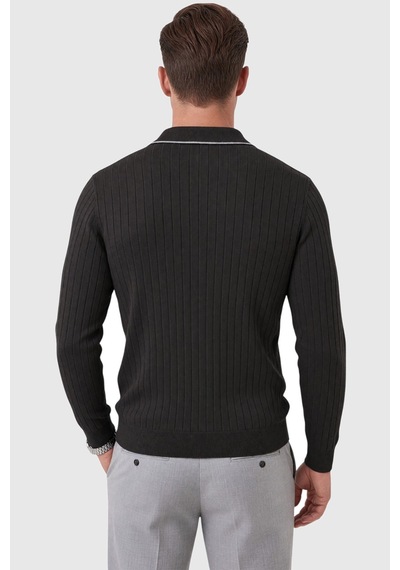Deepsea Erkek Slim Fit Tüylenmeyen Çizgi Dokulu Siyah Triko Kazak Fermuarlı Polo Yaka 2700401 Deepsea Erkek Slim Fit Tüylenmeyen Çizgi Dokulu Siyah Triko Kazak Fermuarlı Polo Yaka 2700401