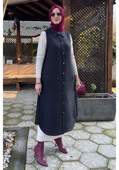 Rabia Şamlı Safir Kapitone Yelek Siyah Çok Renkli