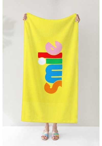Renkli Smile Yazı Tipografik Plaj Havlusu - Modern Sarı Pop Art Hızlı Kuruyan Mikrofiber Havlu Örtü Serin İncisi