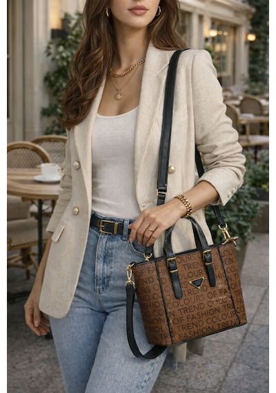 Kadın Omuz Ve El Çantası Yazılı Desenli Trend Model Deri Kahverengi