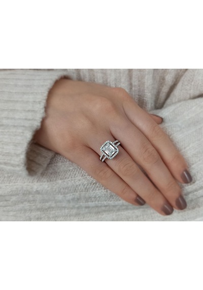F Renk 0,88 Karat Baget Pırlanta Yüzük 0817R0300