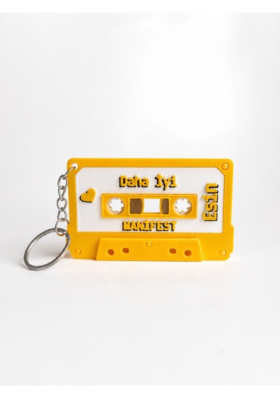 Manifest Esin Kaset Anahtarlık Retro Nostaljik Tasarım Anahtarlık Sarı Renk 8,5 Cm -