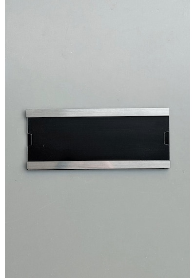 Metal Görünümlü Ofis Okul İşletme Kapı İsimliği Pratik Değiştirilebilir Kendinden Yapışkanlı