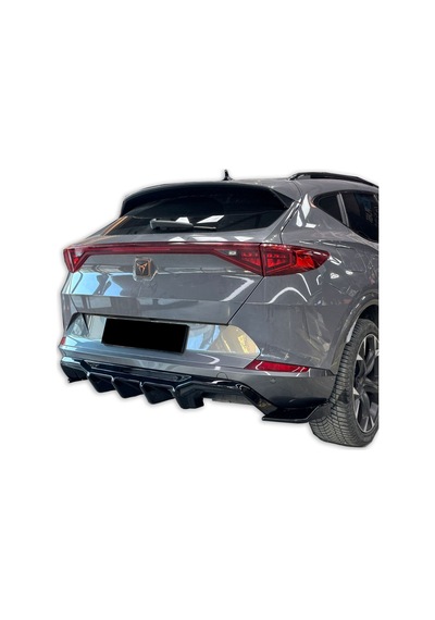 Cupra Formentor Uyumlu Araca Özel Difüzör Parlak Siyah Boyalı