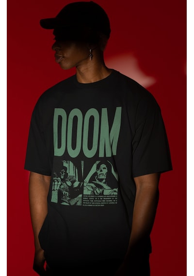 Doctor Doom Süper Kahraman Film Ön Baskılı Unisex Oversize Tişört Siyah