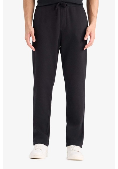 DeFacto Regular Fit Eşofman Altı İçi Polarlı Basic Düz Cepli Beli Bağcıklı Düz Paça D7836AX25SPBK81 DeFacto Regular Fit Eşofman Altı İçi Polarlı Basic Düz Cepli Beli Bağcıklı Düz Paça D7836AX25SPBK81