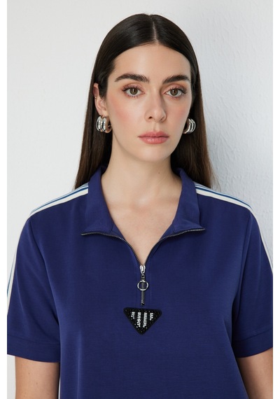 On Kadın Kolları Şeritli Taş İşlemeli Bluz 76335 Indigo