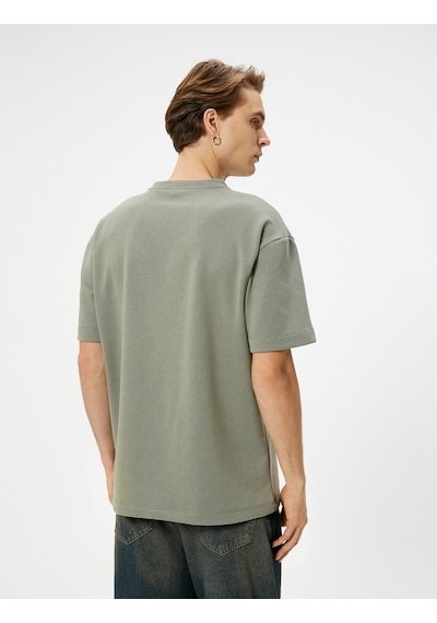 Koton Oversize Tişört Kalın Gramajlı Etiket Detaylı Bisiklet Yaka Haki 4Sam10747Hk Haki Koton Oversize Tişört Kalın Gramajlı Etiket Detaylı Bisiklet Yaka Haki 4Sam10747Hk Haki