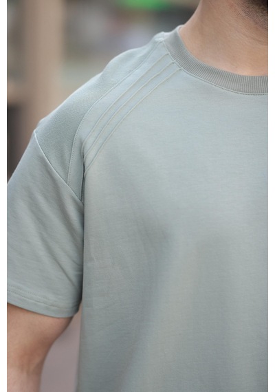 Madmext Mint Yeşili Bisiklet Yaka Basic Erkek T-shirt E7138 Mint Yeşili