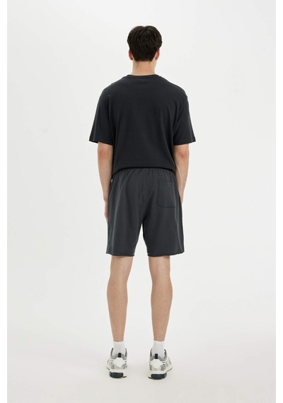 DeFacto Slim Fit Dar Kesim Dar Paça Cepli Basic Düz Şort B8673AX24SMAR231