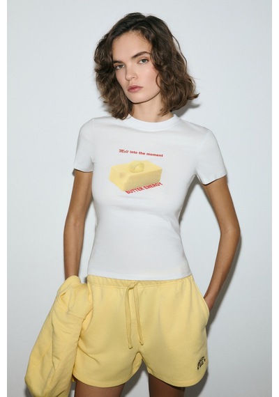 Grımelange Imperıa Kadın Yumuşak Kumaşlı Organik Pamuklu Baskı Detaylı Beyaz T-shirt Beyaz Grımelange Imperıa Kadın Yumuşak Kumaşlı Organik Pamuklu Baskı Detaylı Beyaz T-shirt Beyaz