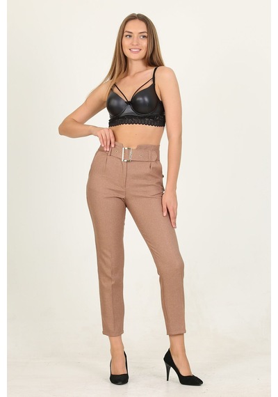 Neşeli Butik Kadın Camel Kemerli Yüksek Bel Havuç Pantolon Qns033