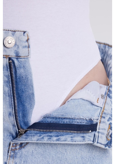 Tudors Kadın Slim Fit Dar Kesim Pamuklu V Yaka Beyaz Bluz-38829 Beyaz