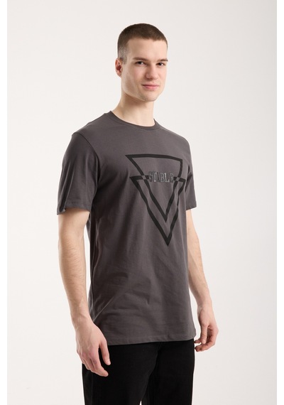 Maximodena Erkek Urban Stable Kabartma Baskılı Slim Fit Günlük Tişört - Gri