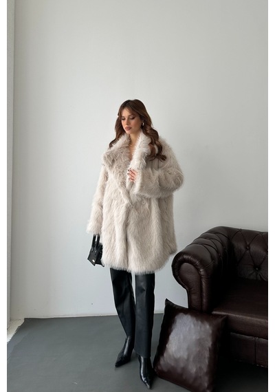 Myloore Kadın Bej Oversize Premium Kürk Kaban Mlb106