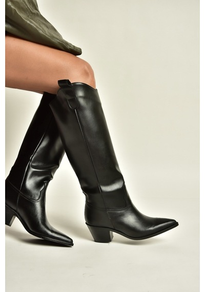 Fox Shoes Z922835109 Siyah Kalın Topuklu Kadın Çizme