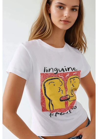 Hiccup Dar Kesim Desenli Yuvarlak Yaka T-shirt Çok Renkli
