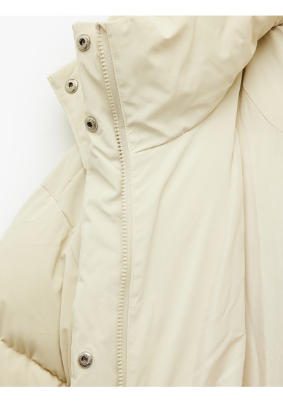 Koton Çıkarılabilir Kapüşonlu Uzun Kollu Fermuarlı Su İtici Oversize Anorak Uzun Şişme Mont Ekru 6wak00152ew Ekru Koton Çıkarılabilir Kapüşonlu Uzun Kollu Fermuarlı Su İtici Oversize Anorak Uzun Şişme Mont Ekru 6wak00152ew Ekru